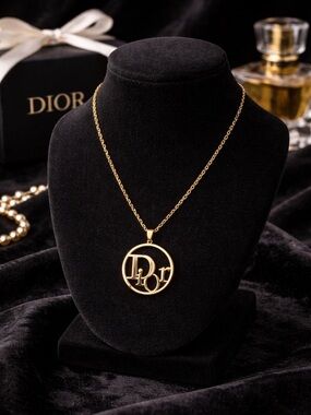 18K Gold Luxury Dior Necklace